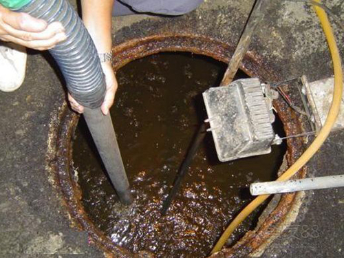 玛纳斯隔油池清理